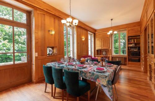 Vire House | Cabana & Maison des Vignes