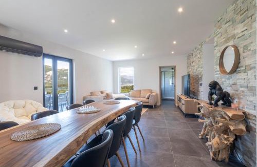 Chanaz Villa | Cabana & Terrasse du Bourget - Jacuzzi