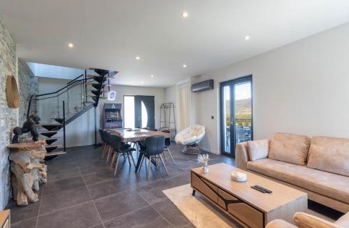 Chanaz Villa | Cabana & Terrasse du Bourget - Jacuzzi