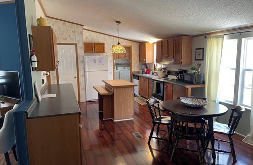 Moneta House | Cabana Too Smith Mountain Lake