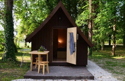 Bar-sur-Aube Cabin | Cabane 2 étoiles - Piscine - eeceah