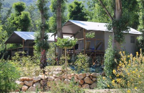 Saint Maime Other | Cabane 34m² avec terrasse sur pilotis, 2 chambres, cuisine équipée - API-1-52-1497