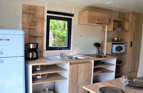 Caro Cabin | Cabane 4 étoiles - Piscine - ccbcbhi