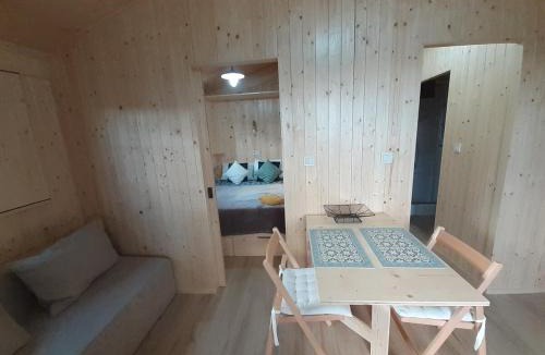 Sadroc Ski Chalet | cabane ardoisiere