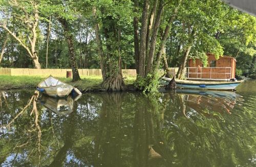 Nort-sur-Erdre Boat Rental | cabane bateau