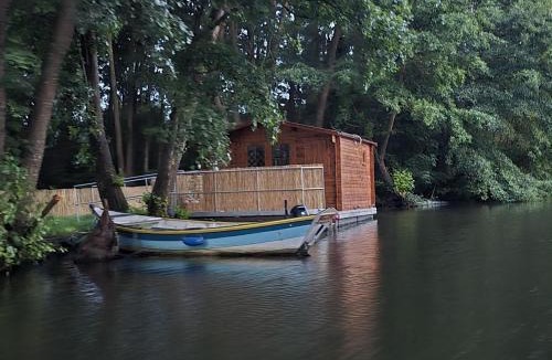 Nort-sur-Erdre Boat Rental | cabane bateau