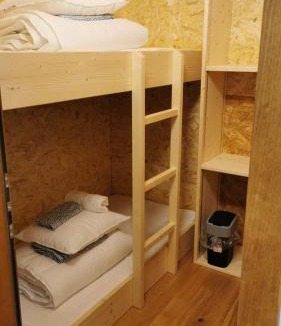 Lauenen Bei Gstaad Hostel | Cabane Bella-Tola