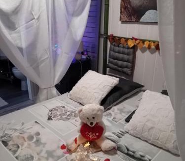 Montpouillan Other | CABANE, BUNGALOW, BULLE ET SPA LE REFUGE ZEN ET BIEN ETRE