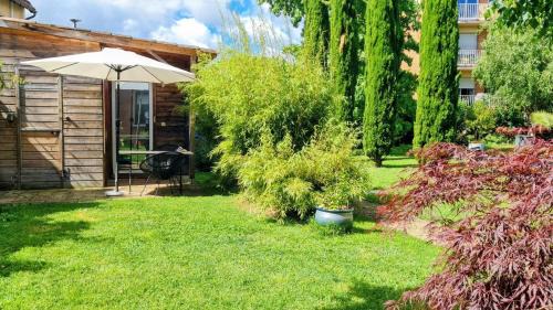 Casselardit Apartment | Cabane côté jardin