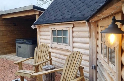 Pradines Ski Chalet | Cabane "Canada" with private Jacuzzi