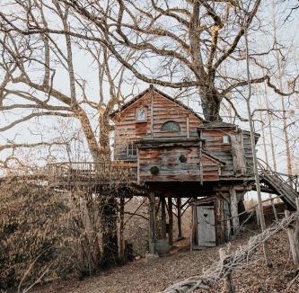 Sexcles Bed & Breakfast | Cabane de la Margo