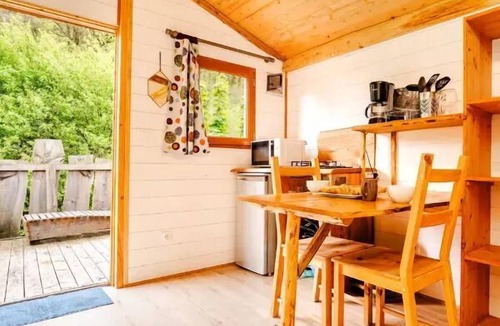 Huelgoat Cabin | Cabane du Korrigan - without sanitary facilities 2 persons