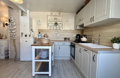 Le Crotoy House | Cabane du Pêcheur, house with exterior