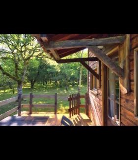 Saint-Antonin Noble Val House | Cabane en bois