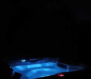 Joannas Apartment | Cabane et spa sous les étoiles