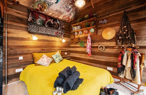 Lay House | Cabane ForRest Glace, près de Lyon et Clermont