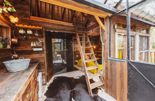 Lay House | Cabane ForRest Glace, près de Lyon et Clermont