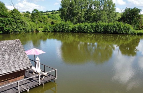 Saint-Didier-sur-Arroux Cabin | Cabane du Paraclet
