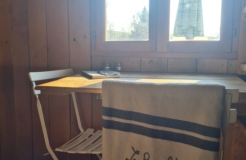 Saint-Didier-sur-Arroux Cabin | Cabane du Paraclet