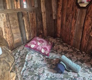 Saint-Germain-de-Calberte Cabin | Cabane insolite