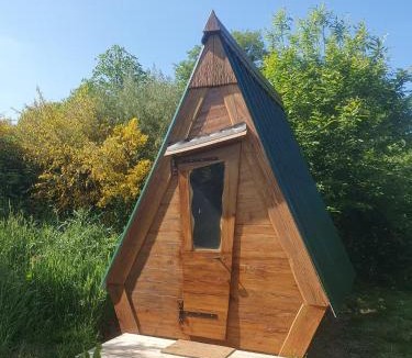 Pluherlin Ski Chalet | Cabane insolite La Corneille - Proche Rochefort-en-Terre