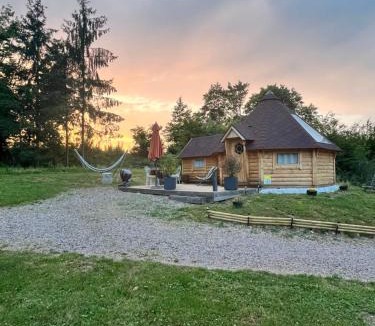 Fougerolles Ski Chalet | Cabane, Kota Gri'hôtes