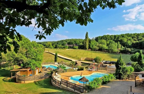 Saint-Amand-de-Coly Cabin | Cabane L'Encantada 5 people