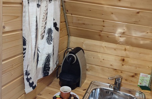 Guenrouet Cabin | Cabane Magique Insolite Avec Spa Privatif & Petits Déjeuners