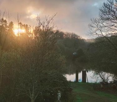 La Roche-Maurice Other | Cabane perchée avec jacuzzi