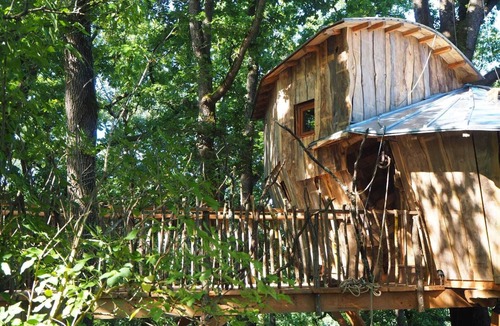L'Isle-Bouzon Cabin | Cabane perchée/sauna & cold bath/shared natural swimming pool