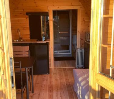 Domfront-en-Champagne Ski Chalet | Cabane Pod1