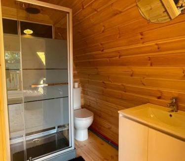Domfront-en-Champagne Ski Chalet | Cabane Pod1