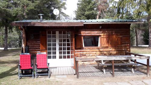 Camurac Other | Cabane randonneur au camping