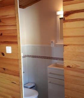 Camurac Other | Cabane randonneur au camping