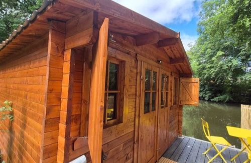 Nort-sur-Erdre Cabin | Cabane sur l'eau
