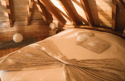 Capdrot Hotel | cabanes perchees dans les arbres