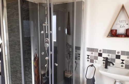 Oucques House | Cabanon Insolite