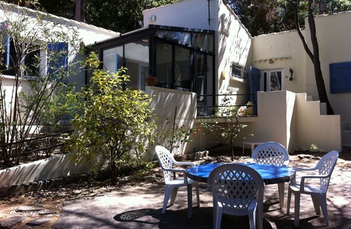 La Seyne-sur-Mer House | Cabanon provençale