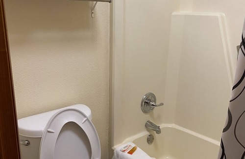 Concord Hotel | Cabarrus Inn