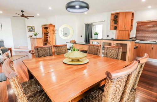 Agnes Water House | CABBAGE PALM LODGE !