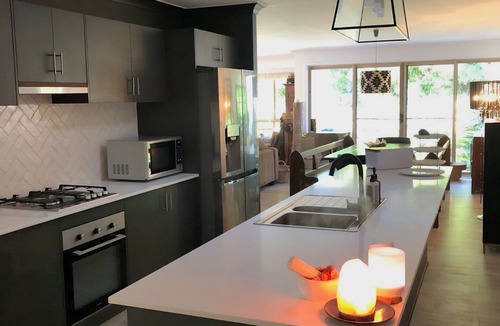 Kiama House | Cabbage Tree Art House retreat