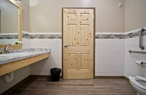 Cadillac Hotel | Caberfae Peaks Ski & Golf Resort