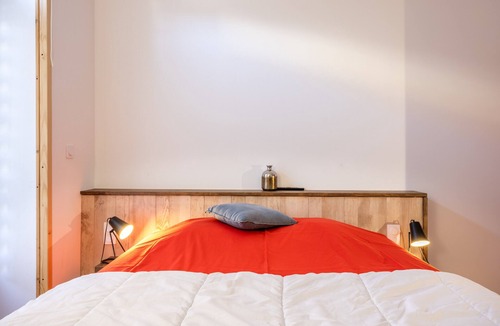 Saint-Michel-Mont-Mercure Bed & Breakfast | Cabernet Guest Room with Wi-Fi