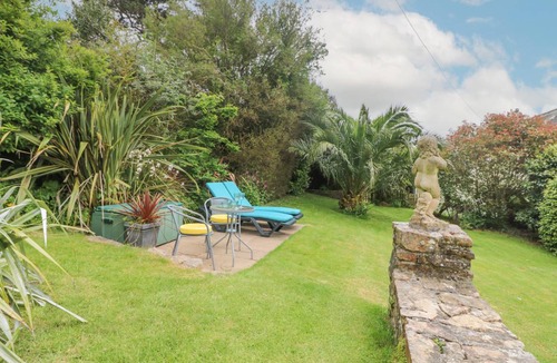 Praa Sands Cottage | Cabin ∙ 1 bedroom ∙ 2 guests