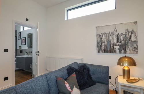 Henryd Cottage | Cabin ∙ 1 bedroom ∙ 2 guests