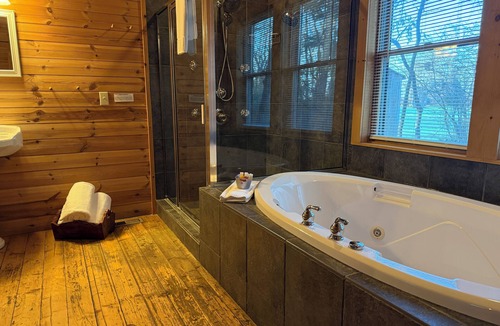 West Union Cabin | Cabin 1 Delightful