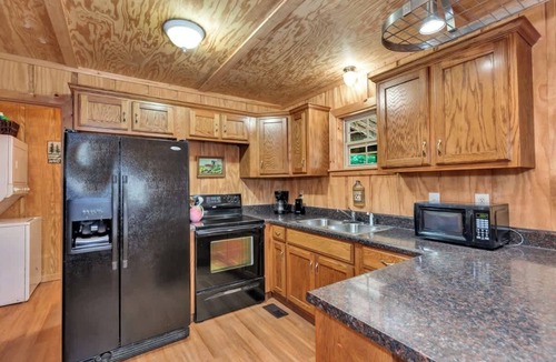 Langston Cabin | *Cabin #1 @ Fisherman's Landing (boat shelter)*