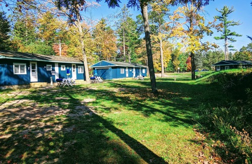 Grayling Cabin | Cabin #1 - Mill Pond CT