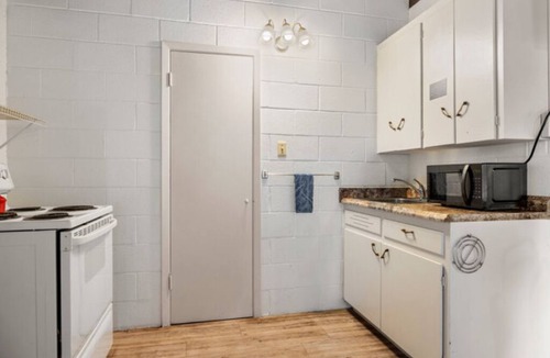 Burnet Cabin | Cabin 1 - One bedroom near the Arcade and Pool