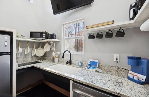 Lewis County House | Cabin 10
